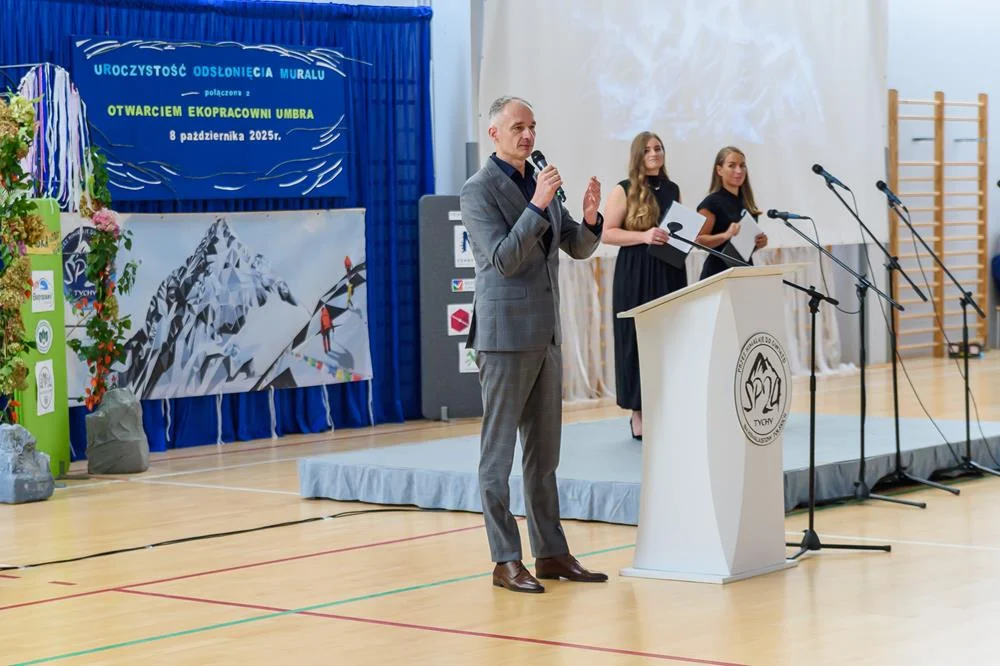 Odsłonięcie muralu „Przez Himalaje do gwiazd” / fot. Włodzimierz Chrzanowski, Kamil Peszat, MCK Tychy