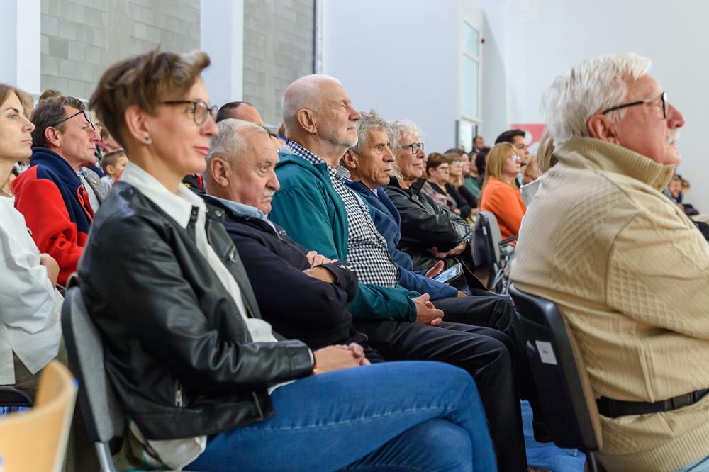 Odsłonięcie muralu „Przez Himalaje do gwiazd” / fot. Włodzimierz Chrzanowski, Kamil Peszat, MCK Tychy