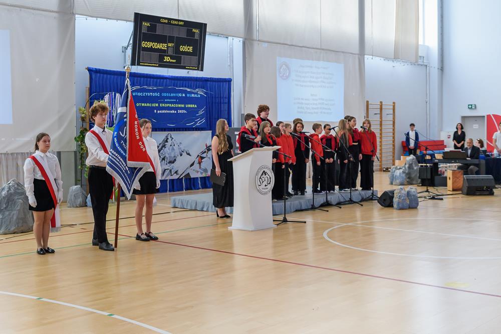 Odsłonięcie muralu „Przez Himalaje do gwiazd” / fot. Włodzimierz Chrzanowski, Kamil Peszat, MCK Tychy