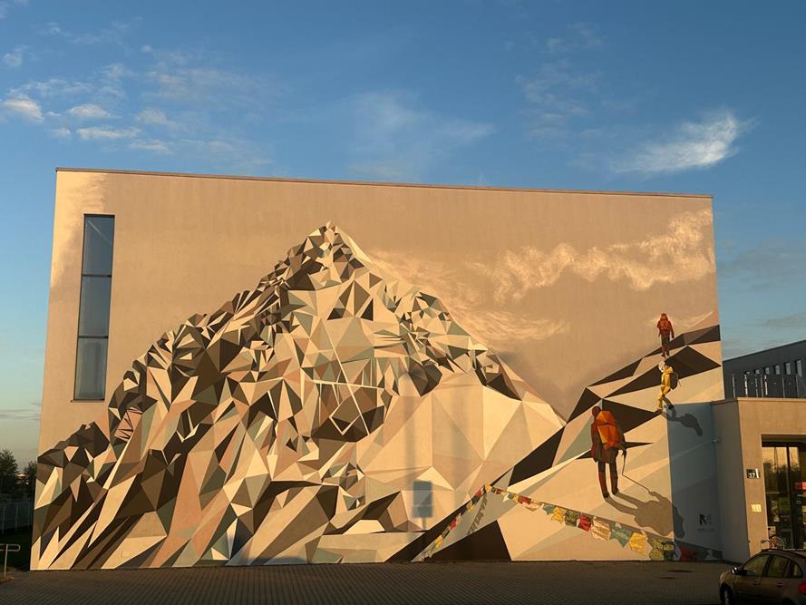 Odsłonięcie muralu „Przez Himalaje do gwiazd” / fot. Włodzimierz Chrzanowski, Kamil Peszat, MCK Tychy