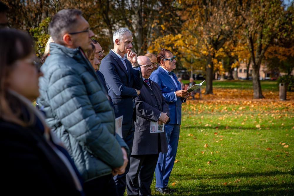 Posadzono Dąb Pokoju w Parku Solidarności / fot. UM Tychy