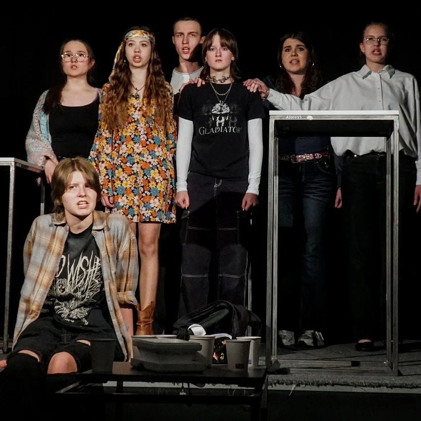 Teatr „Gęba” wraca z „Procesem” – spektakl o hejcie i osądzie w XXI wieku