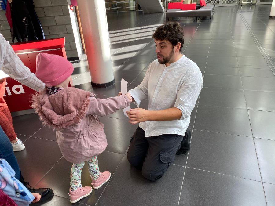 Warsztaty "Mała książka, wielki człowiek" / fot. MBP Tychy