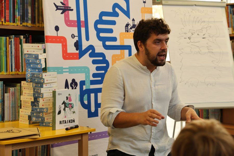 Warsztaty "Mała książka, wielki człowiek" / fot. MBP Tychy