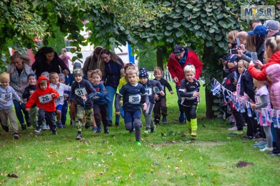 Pierwszy bieg 24. Młodzieżowych Biegów Przełajowych w Mysłowicach – wyniki