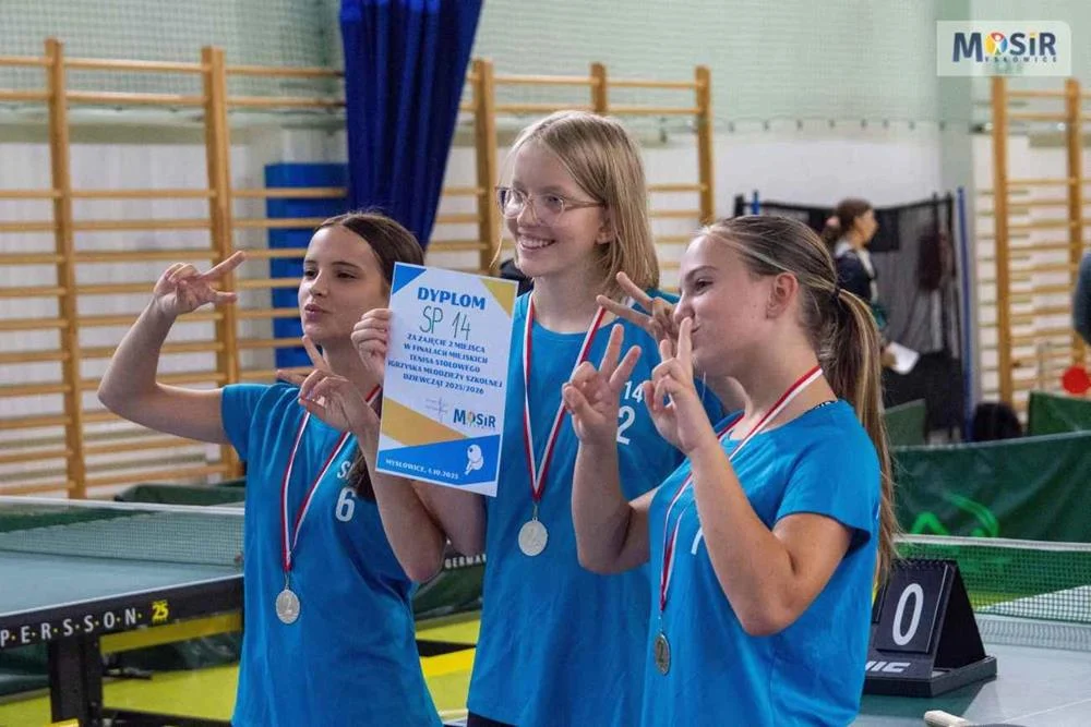 Szkoła Podstawowa Sportowa obroniła mistrzowski tytuł w Tenisie Stołowym w Mysłowicach