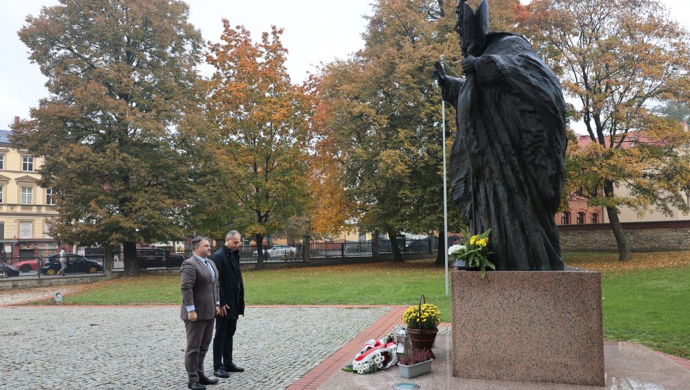 Dzień Papieski w Piekarach Śląskich – hołd dla Jana Pawła II na Piekarskiej Kalwarii