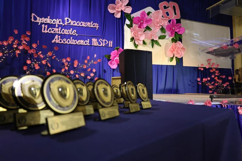 Sześć dekad edukacji i wspomnień – jubileusz Szkoły Podstawowej nr 11 w Piekarach Śląskich