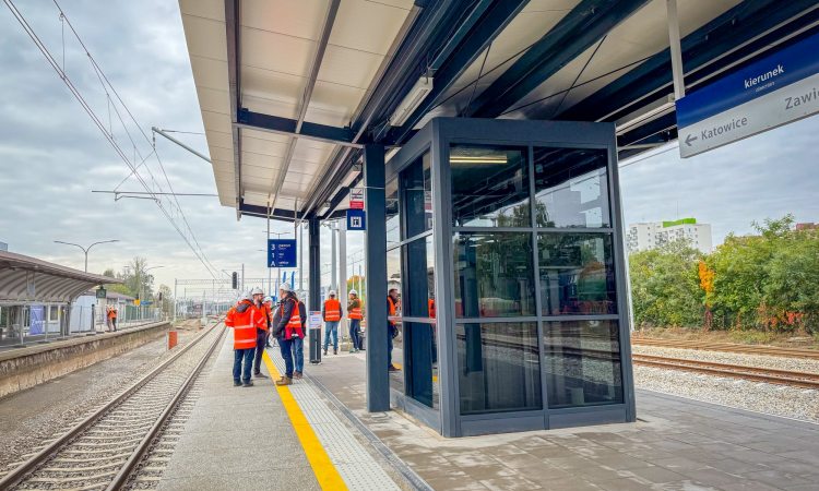 Nowy peron w Sosnowcu już 5 listopada. Lepszy dostęp do kolei i większa przepustowość