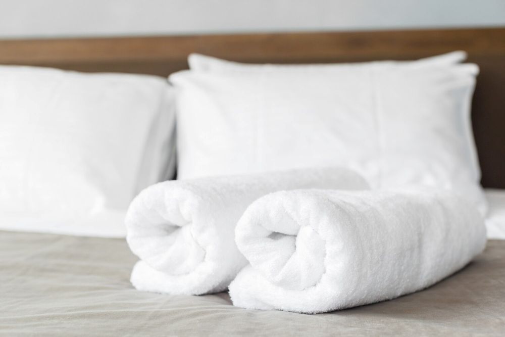 Jak tekstylia budują atmosferę i prestiż w hotelowej gastronomii?