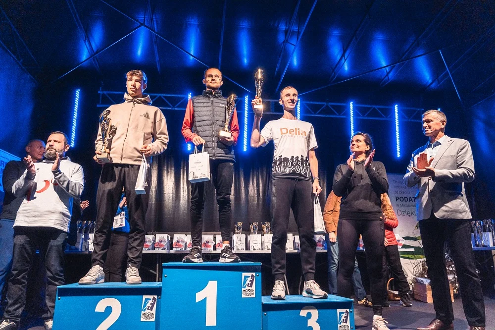 Mikołów pobiegł po raz 20. Znamy zwycięzców jubileuszowego biegu ulicznego!
