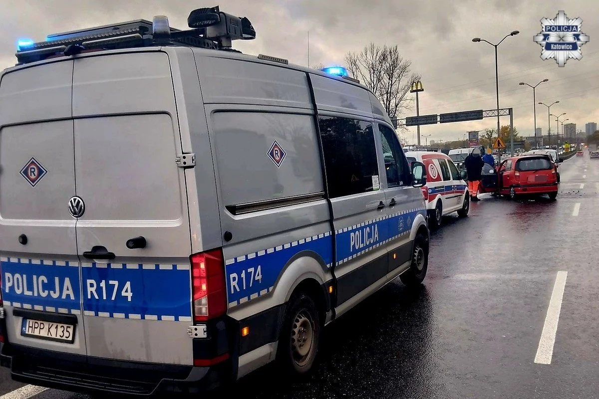 Groźny karambol na Alei Roździeńskiego – policja apeluje o ostrożność