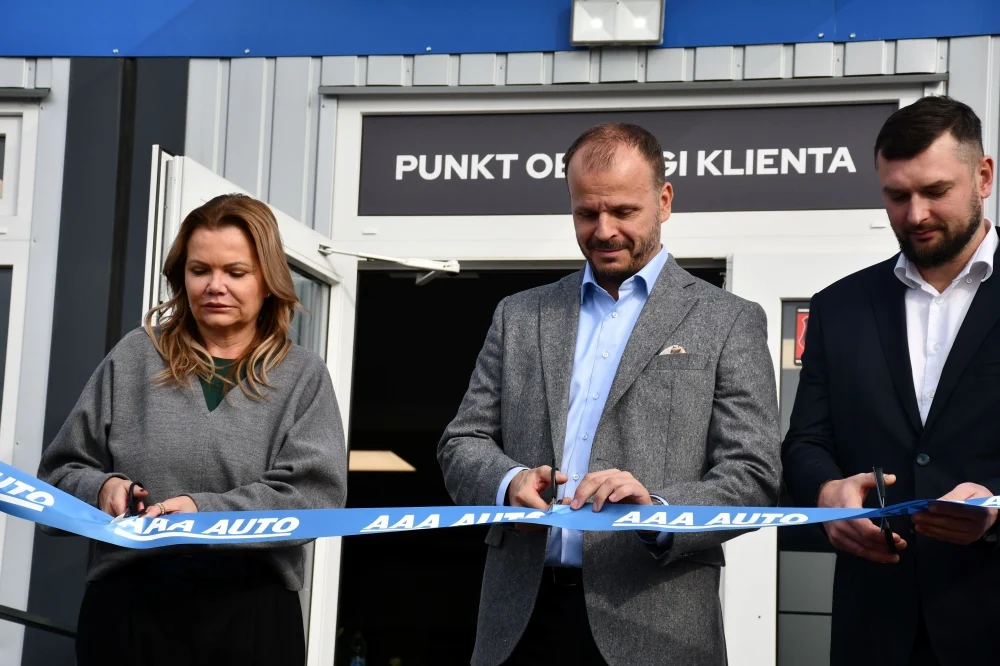 Nowe centrum sprzedaży AAA Auto w Zabrzu oficjalnie otwarte! 5