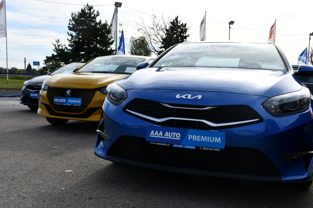 Nowe centrum sprzedaży AAA Auto w Zabrzu oficjalnie otwarte! 13