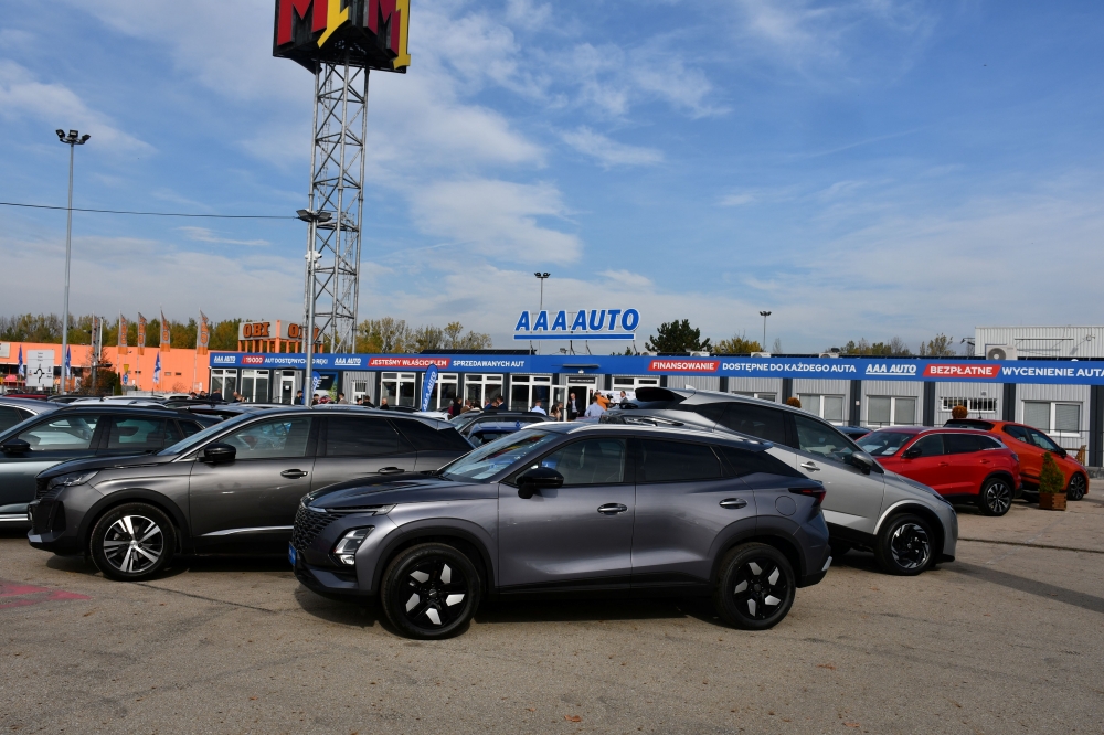 Nowe centrum sprzedaży AAA Auto w Zabrzu oficjalnie otwarte! 15
