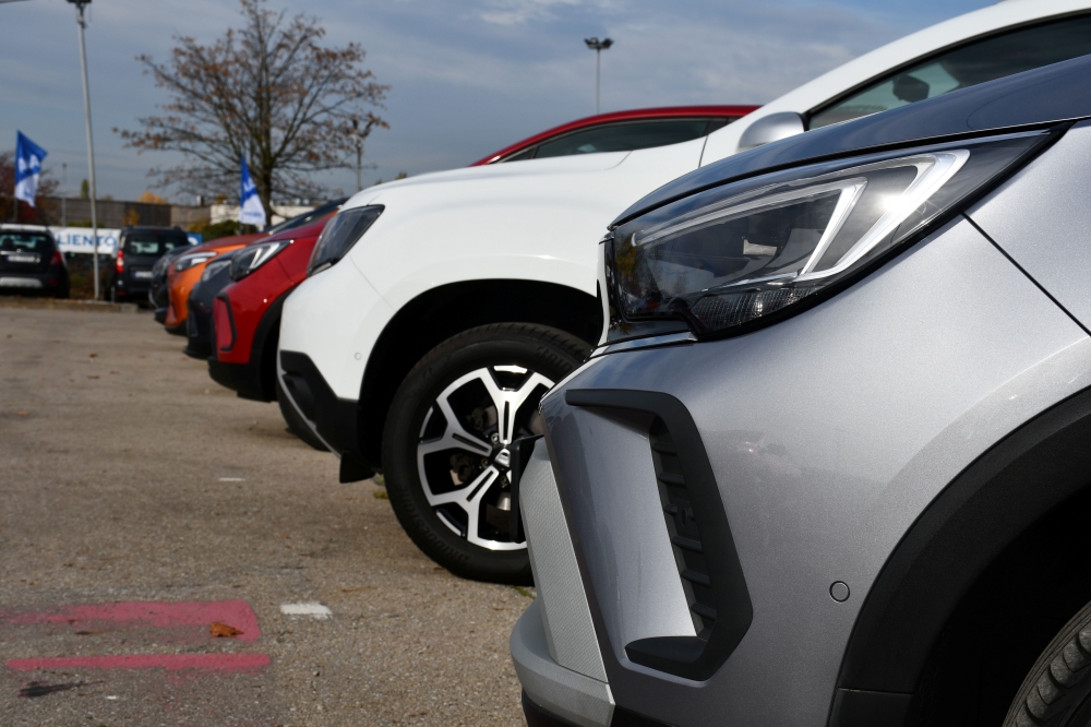 Nowe centrum sprzedaży AAA Auto w Zabrzu oficjalnie otwarte! 16