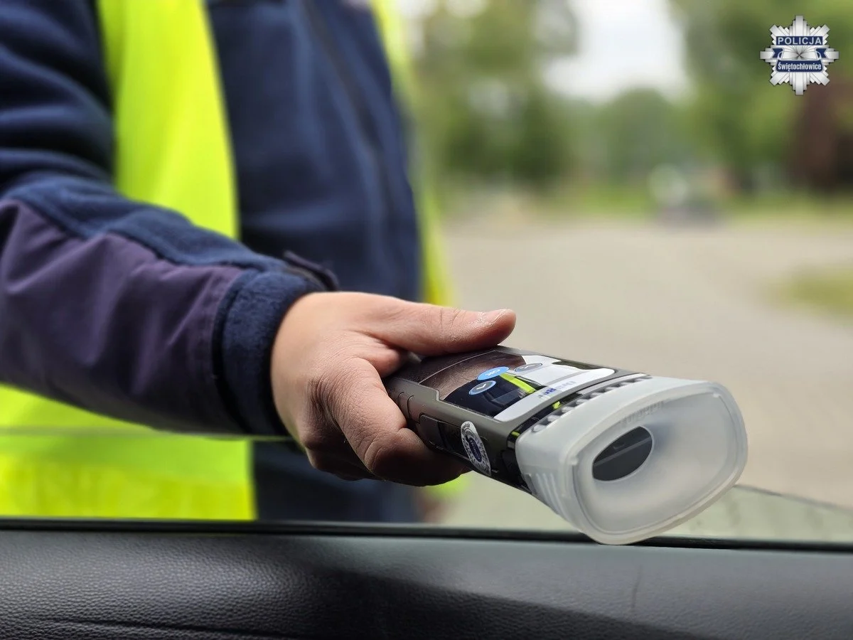 Policjanci ze Świętochłowic zatrzymali kolejnych nietrzeźwych kierujących