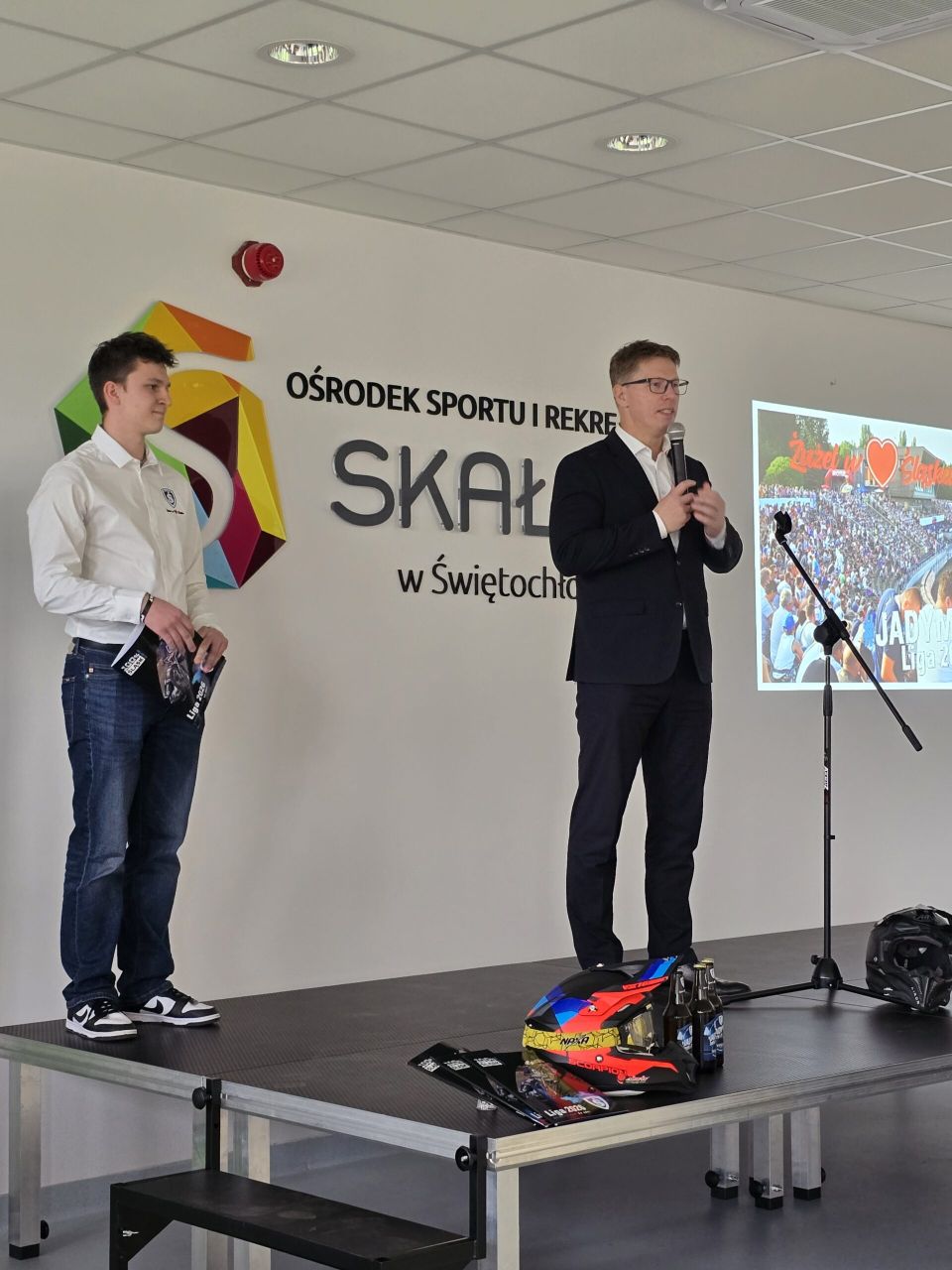 Żużlowcy szukają partnerów biznesowych. Ogłaszają też nowego zawodnika!