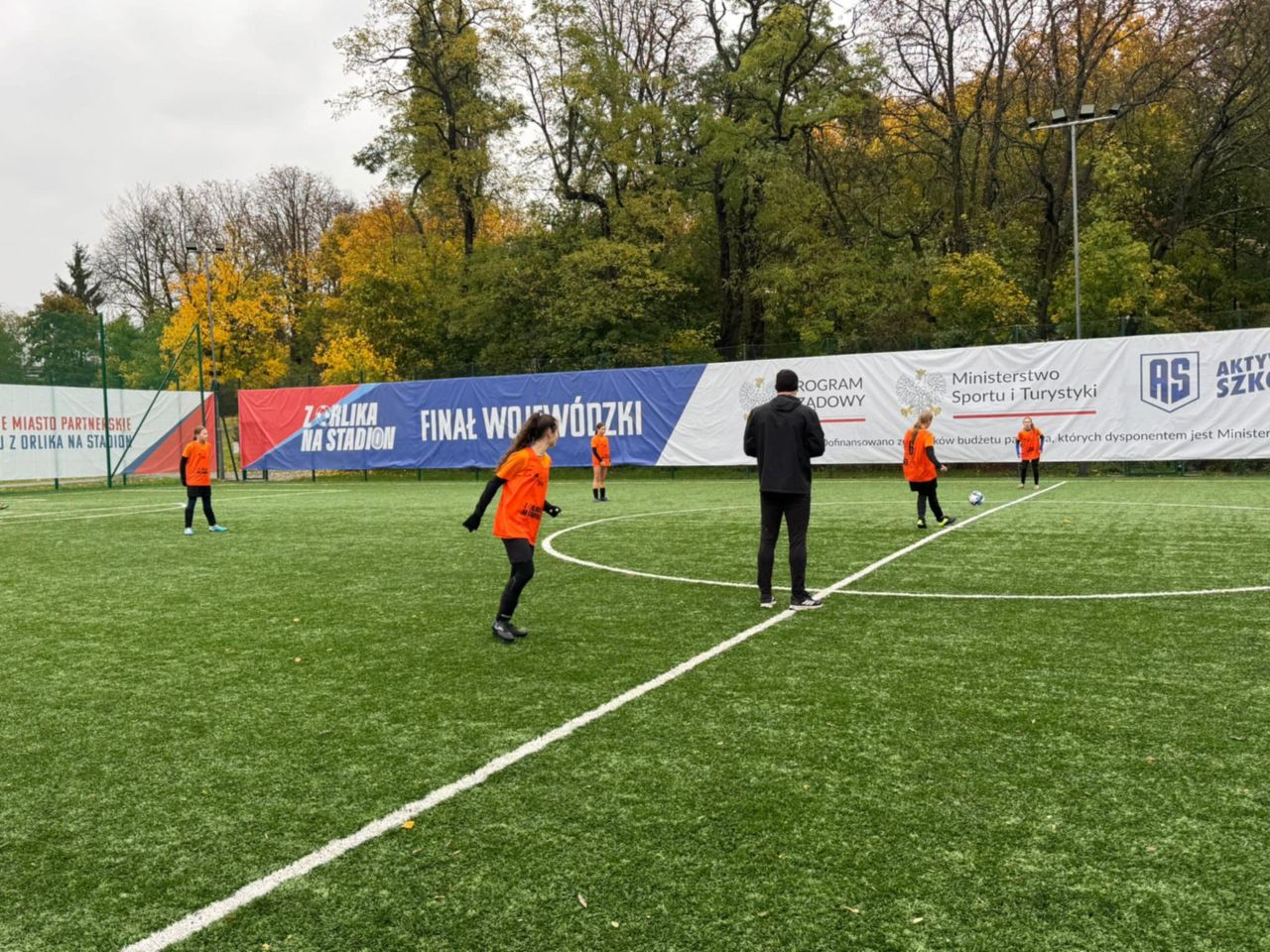 Świętochłowice: uczennice z SP nr 2 wygrały etap wojewódzki turnieju „Z Orlika na Stadion”