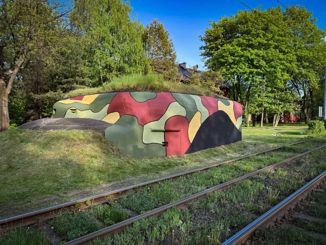 Groby mówią historię – Chorzów zaprasza na wyjątkową lekcję tematyczną