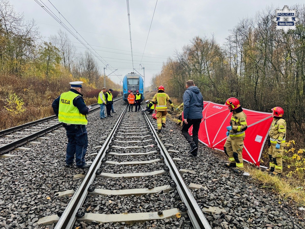 Tragedia na torach w Rudzie Śląskiej. Nie żyje 51-latek potrącony przez pociąg