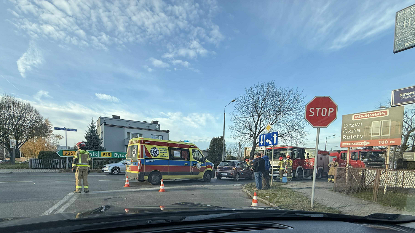 Wypadek na ulicy 1 Maja w Halembie. Tworzą się ogromne korki!