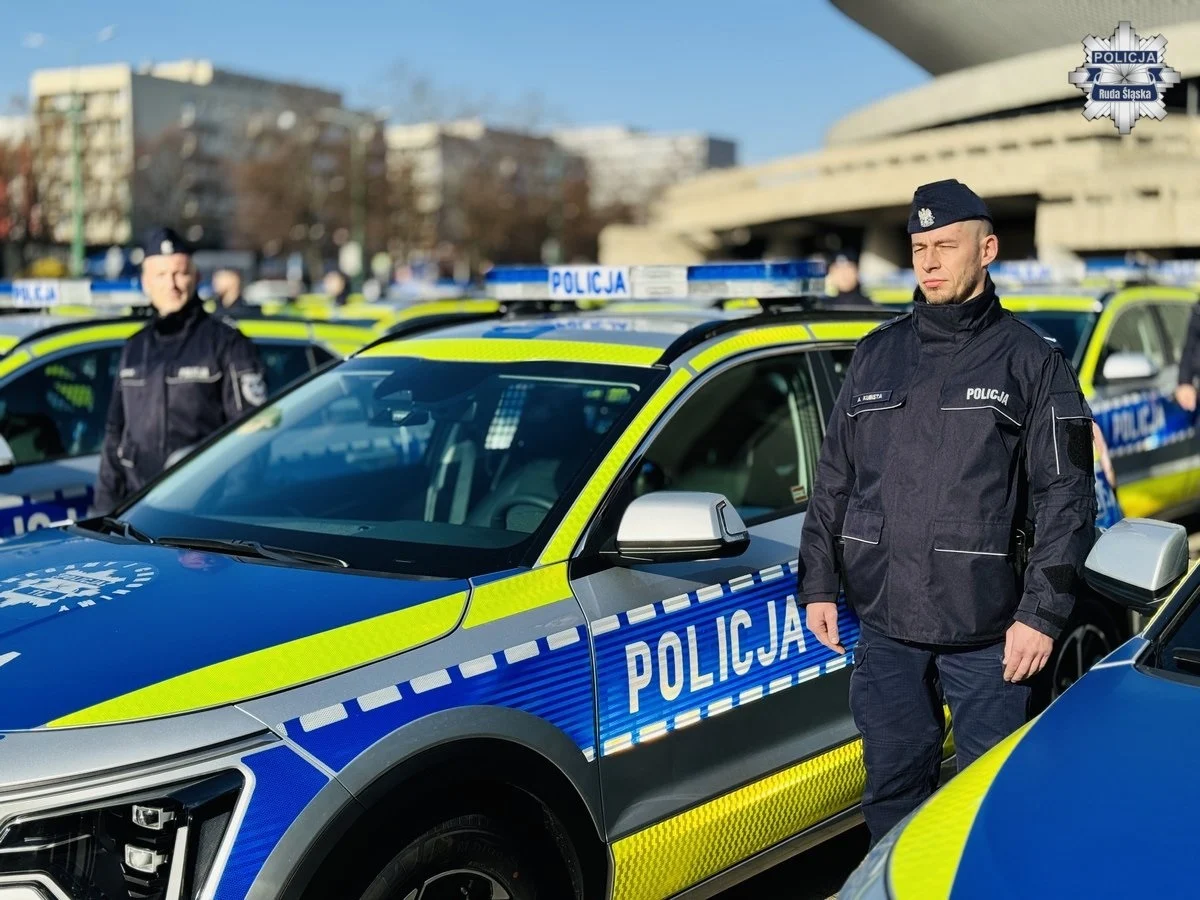 Ruda Śląska z nowym, ekologicznym radiowozem – hybrydowa Kia Niro w służbie Policji