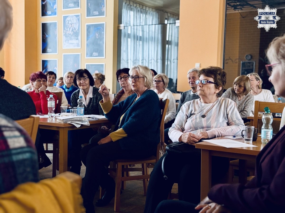Debata społeczna w Rudzie Śląskiej – jak zadbać o bezpieczeństwo seniorów?