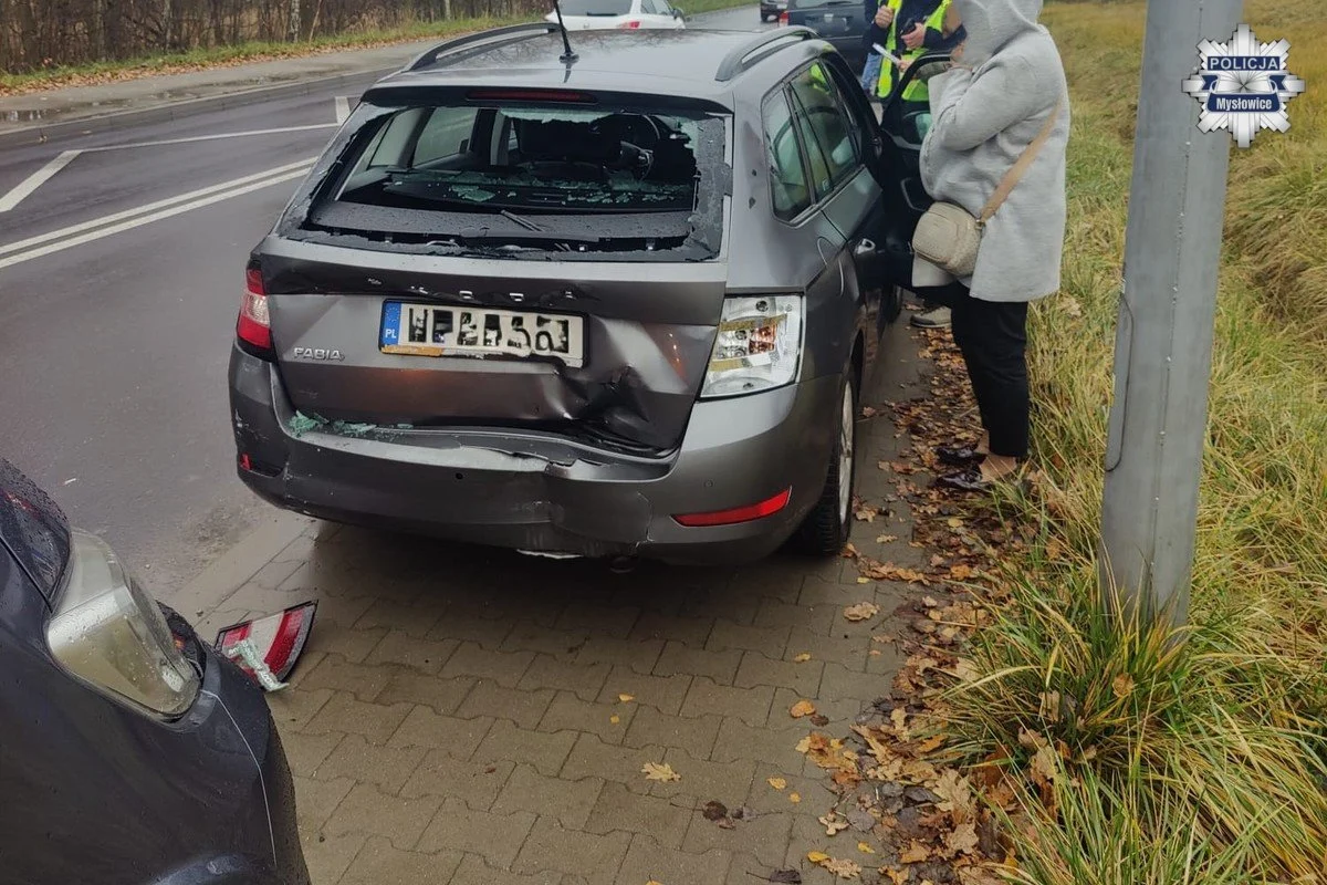 Niebezpieczna kolizja na 3-go Maja. 8-latka potrącona na przejściu dla pieszych