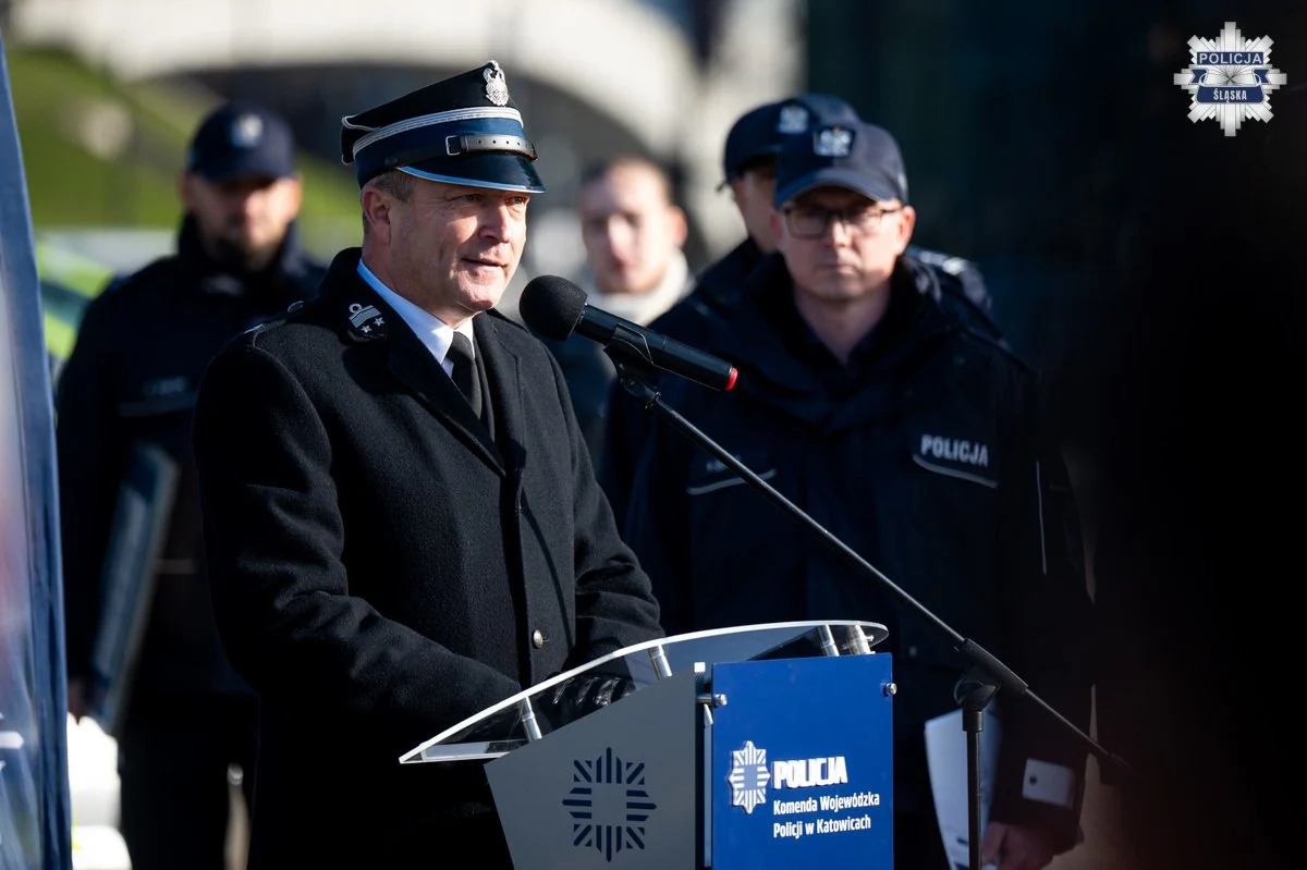Bezpieczniej i bardziej ekologicznie. Śląska Policja z nowymi radiowozami / fot. Śląska Policja