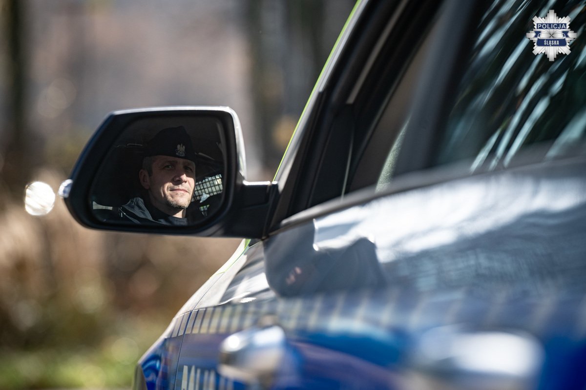 Bezpieczniej i bardziej ekologicznie. Śląska Policja z nowymi radiowozami / fot. Śląska Policja