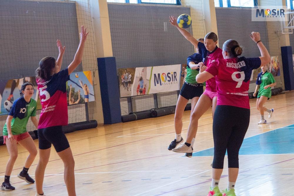 584783058_1578769216896603_8708135518625695131_n