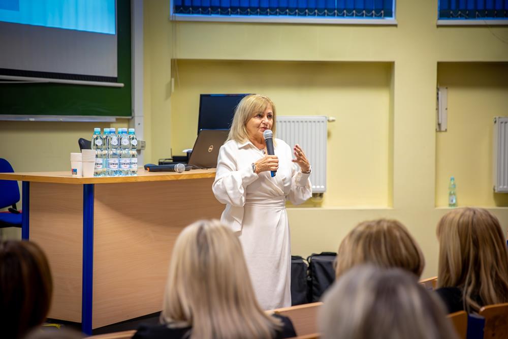 585182777_1277776857721963_344642295061375640_n