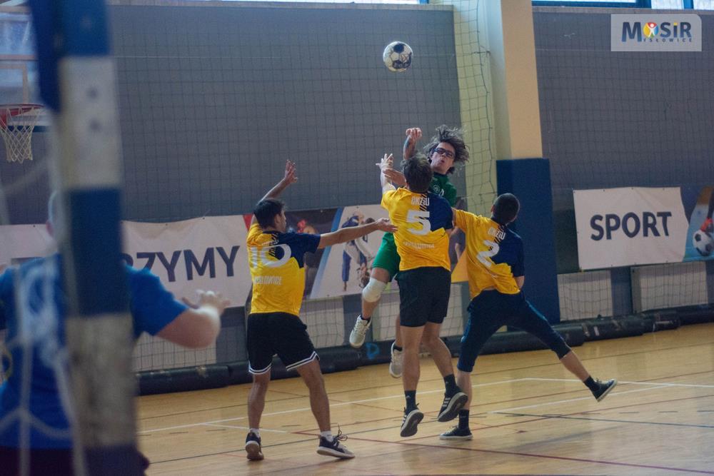 585888388_1578769760229882_5806349291693628211_n