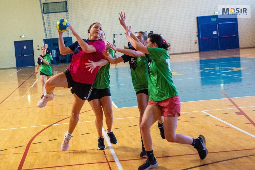 585911741_1578768913563300_4485997361633147632_n