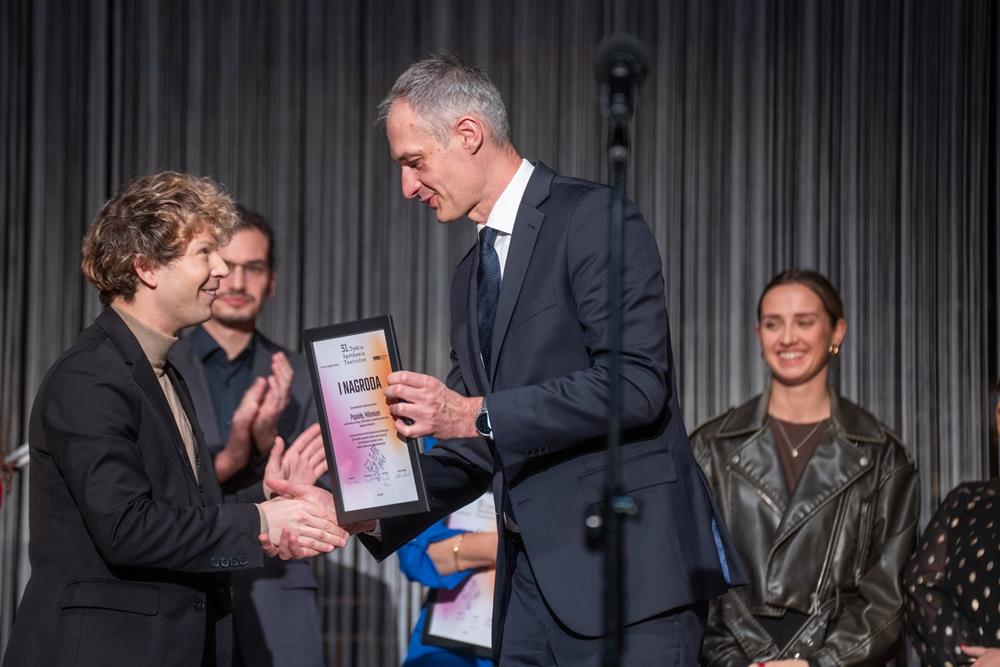 588576882_1445893804211339_343701320106066205_n