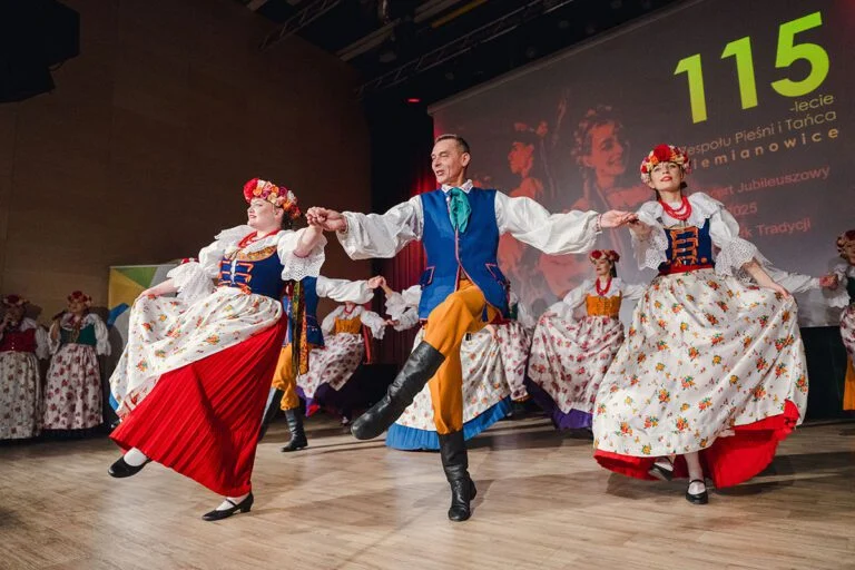 115-lecie Zespołu Pieśni i Tańca "Siemianowice" – jubileusz pełen emocji i wspomnień