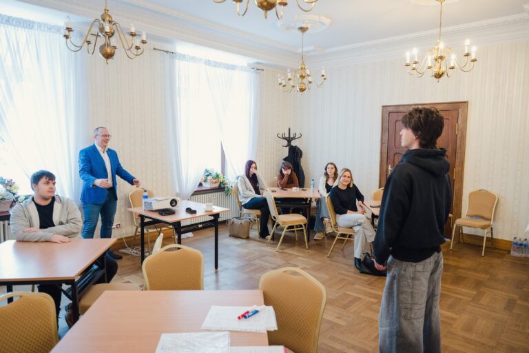 "Firma na Start" – lokalni przedsiębiorcy wspierają młodych biznesmenów w Siemianowicach