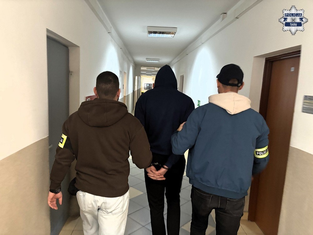 Taksówkarz pomógł złapać przestępców: 87 tysięcy złotych odzyskane przez policję