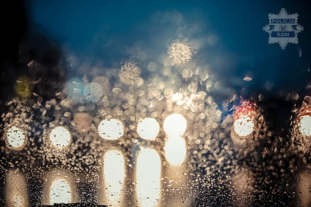 Światła na drogach zimą – jak odpowiedzialnie używać oświetlenia?