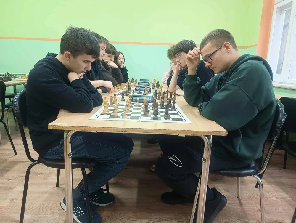 I Liceum Ogólnokształcące mistrzem Mysłowic w szachach – Złote medale dla „Kościuszki”