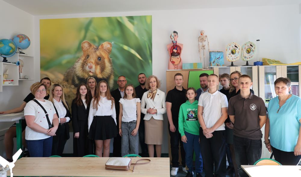 Zielona Pracownia i nowoczesna biblioteka w ZSP nr 2 w Dąbrówce Wielkiej