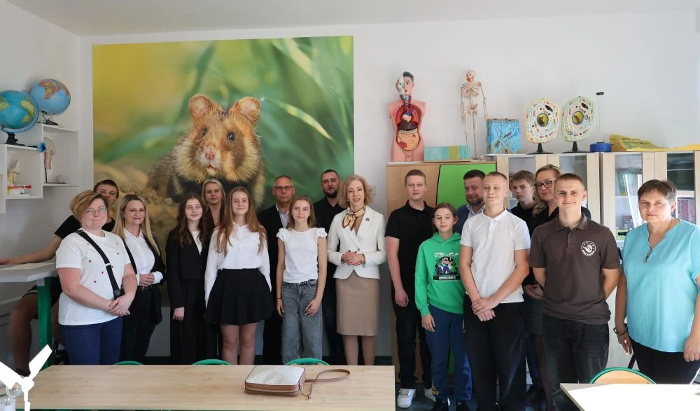 Zielona Pracownia i nowoczesna biblioteka w ZSP nr 2 w Dąbrówce Wielkiej