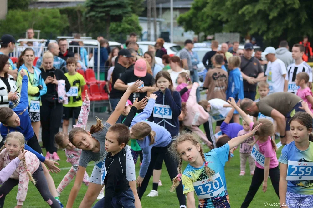 Sportowe emocje w Piekarach Śląskich – listopadowy kalendarz wydarzeń MOSiR