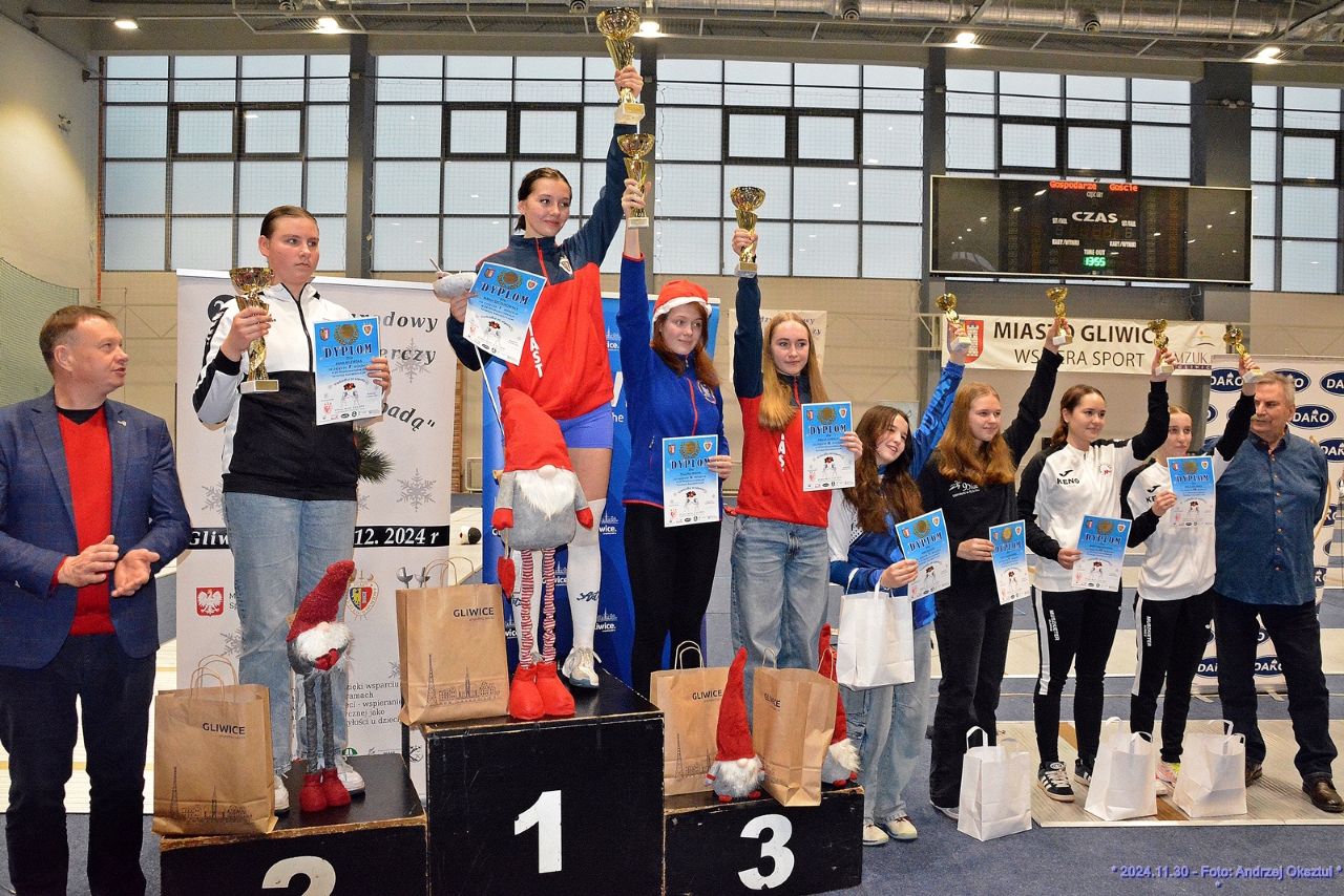 Kibicuj naszym szermierzom podczas 29. „Gwiazdki ze Szpadą”