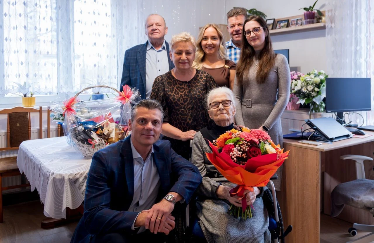 Stefania Kret świętuje setne urodziny! Prezydent Bytomia składa gratulacje