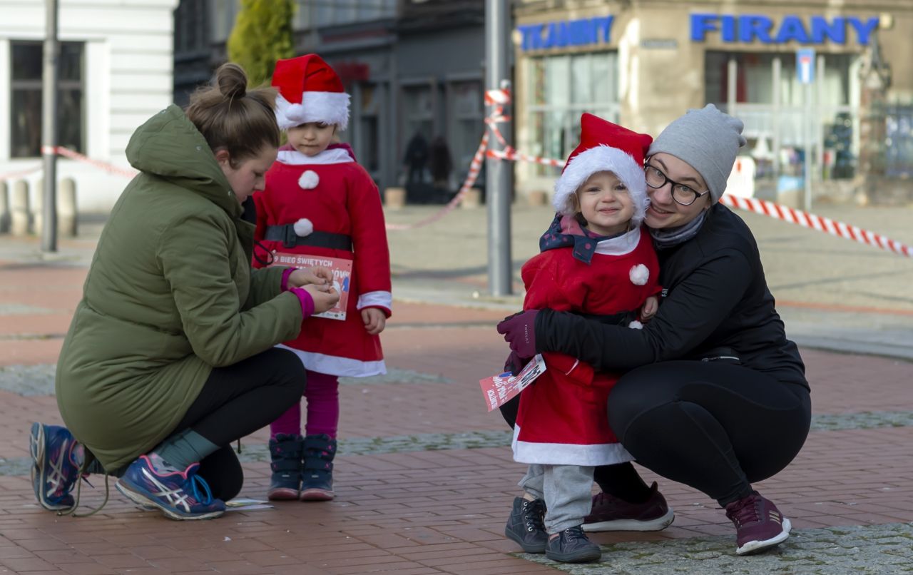 Bieg Świętych Mikołajów wraca do Bytomia – charytatywna akcja już 6 grudnia