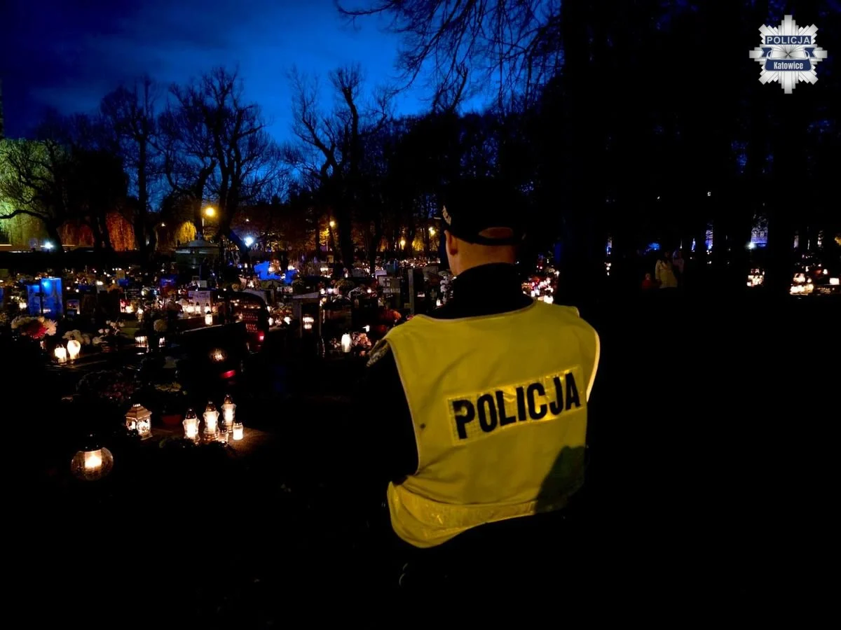 Policjanci katowickiej drogówki podsumowali weekend „Wszystkich Świętych”