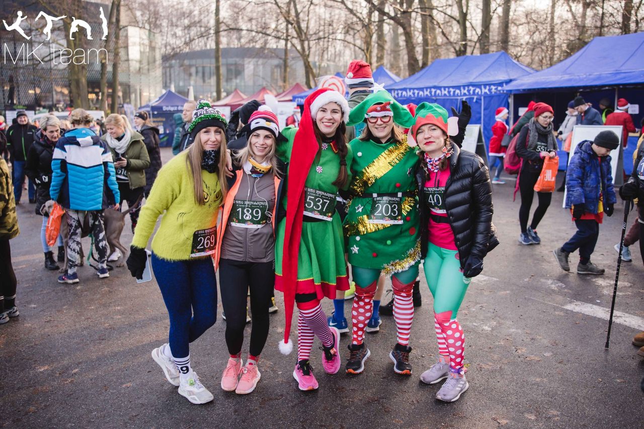 XII Bieg Mikołajkowy – ponad 1000 Mikołajów ponownie opanuje Dolinę Trzech Stawów