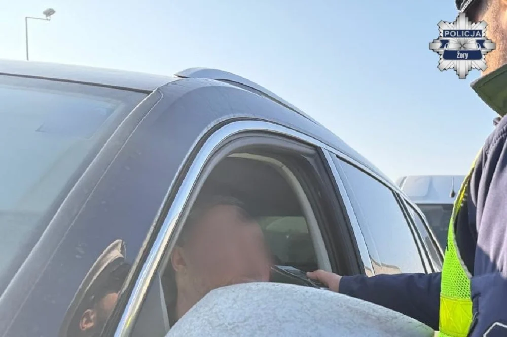 Niebezpieczny weekend na drogach Żor. Policja apeluje o rozwagę